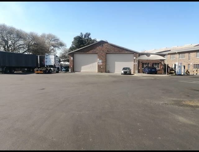 2,474M² WAREHOUSE FOR SALE IN NEW ERA